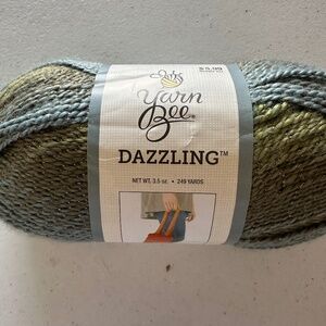1 Skein Yarn Bee Dazzling
